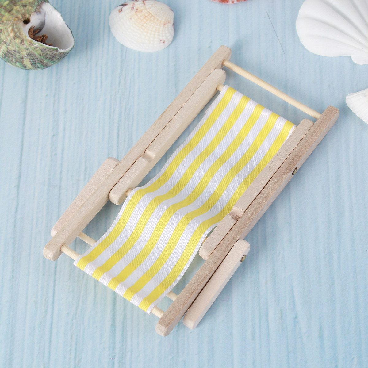 Kids Yellow Outdoor Chair - كرسي شاطئ صغير بخطوط صفراء من