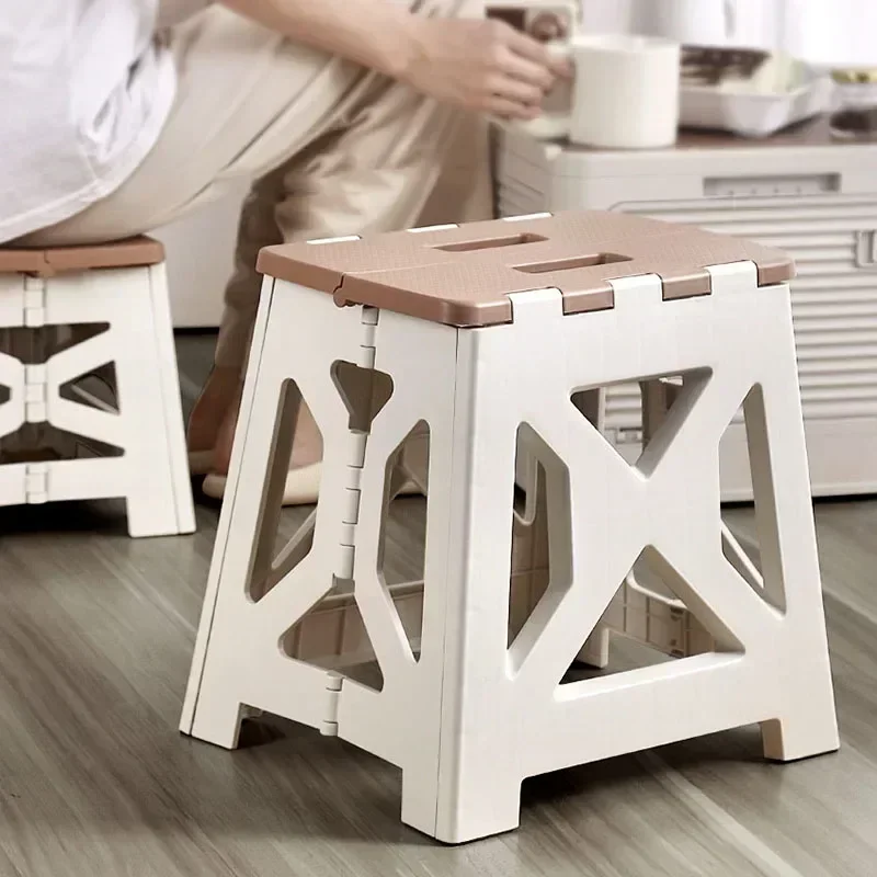 المحمولة البلاستيك كرسي بلا ظه - مراجعة Kids Outdoor Table And Chairs وسعره