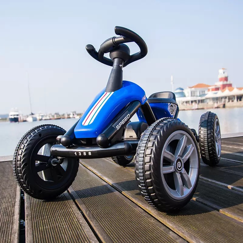 عربة أطفال تعمل بالدواسات، مزو - مراجعة Kids Outdoor Ride On وسعره