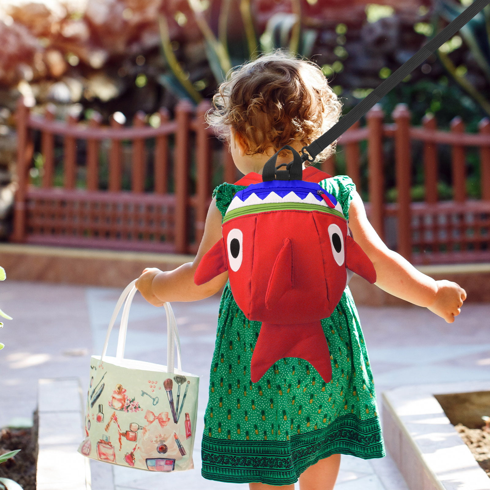 حقيبة ظهر قرش برسوم كرتونية مض - مراجعة Kids Outdoor Backpack وسعره
